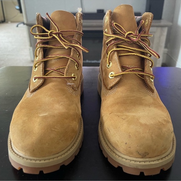 Timberlands - Picture 2 of 10